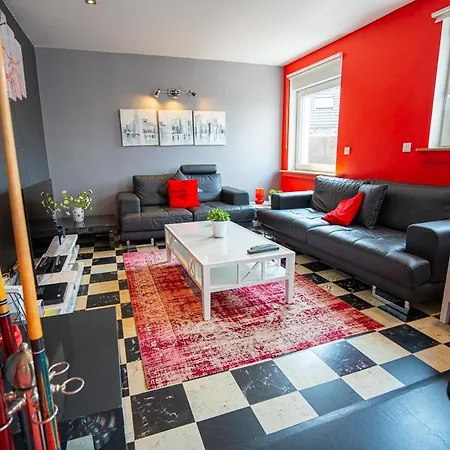 Reunion בית נופש *